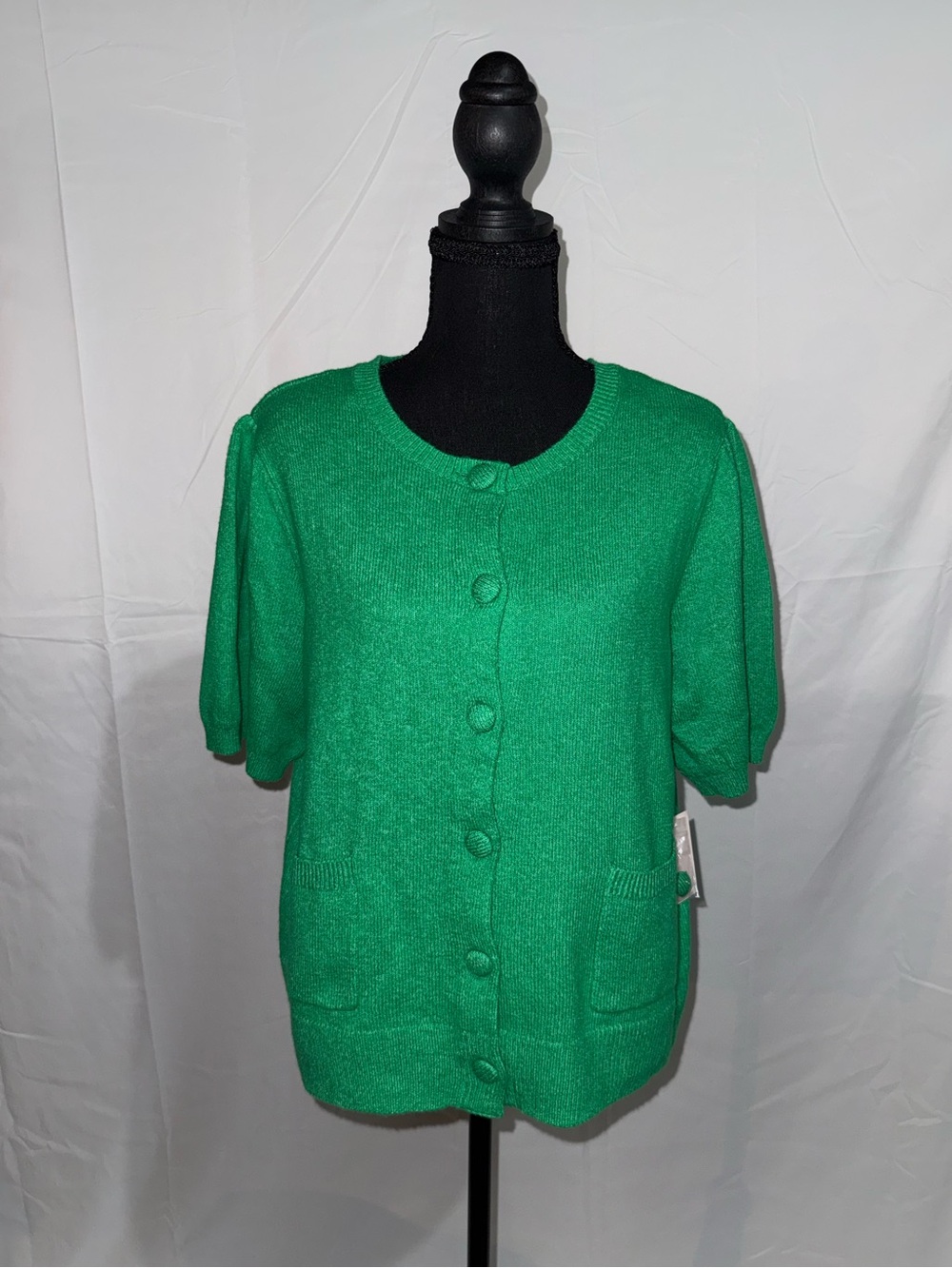 New Green Button-Front Short Sleeve Cardigan